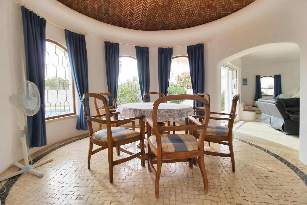 Casa Francisco : Family Villa With Private Pool. Near To Beach Albufeira Portugal