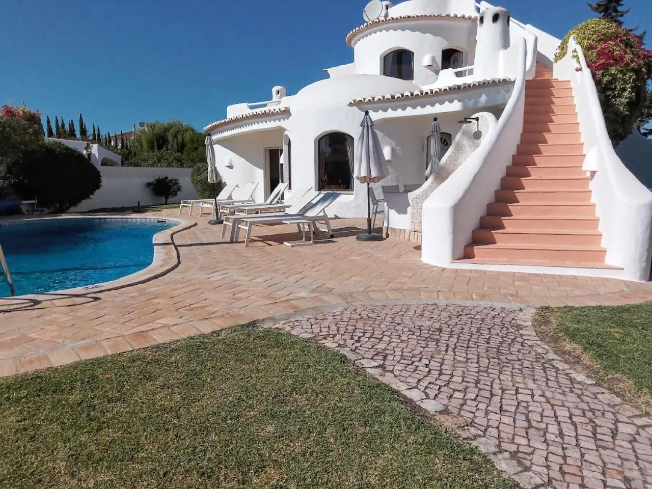 Casa Francisco : Family Villa With Private Pool. Near To Beach Albufeira